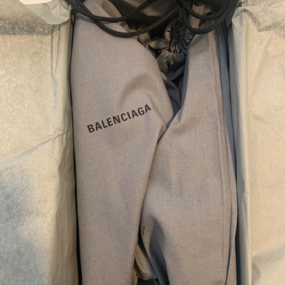 Balenciaga pool slides main image 4